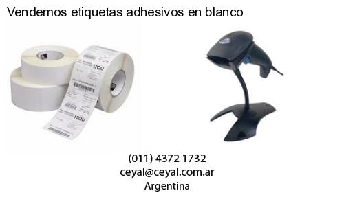 Vendemos etiquetas adhesivos en blanco