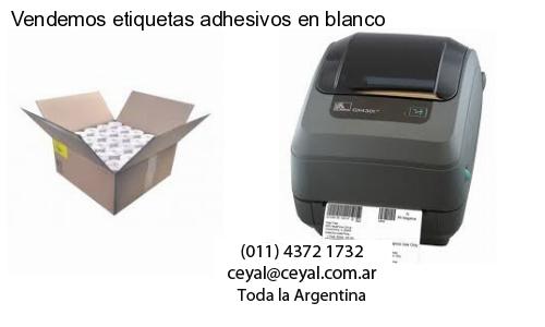 Vendemos etiquetas adhesivos en blanco