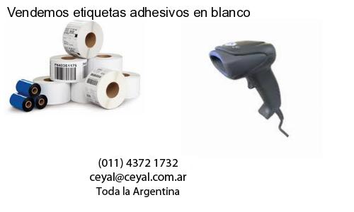 Vendemos etiquetas adhesivos en blanco